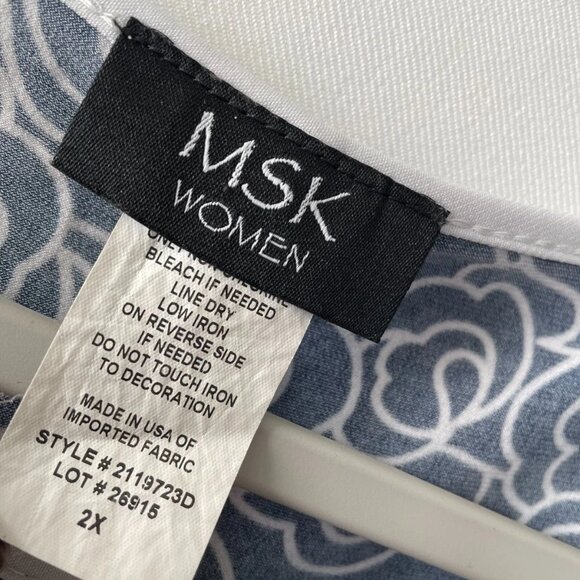 MSK Womens Navy Blue Bell Sleeve Floral Y2K Coquette Blouse Top Plus Size 2X - Picture 3 of 7